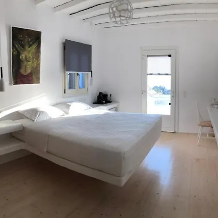 Empress فيلة بلاتيس يالوس