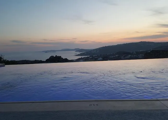 Empress Villa Platis Yialos